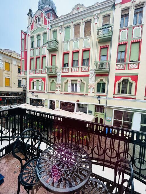 Hidden Gem In The Old Town Daire Temeşvar Dış mekan fotoğraf